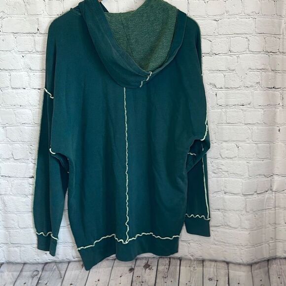 Wild Fable Women’s Oversized Green Inside Out Lightweight Hoodie size medium - Picture 3 of 5
